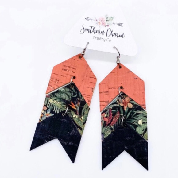 Southern Charm Trading Co. Jewelry - Coral, tropical floral & black arrow earrings